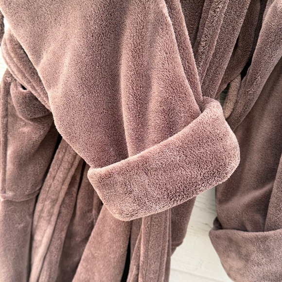 Restoration Hardware Plush Robe Unisex LG Brown Belted Fleece Soft Pockets Cozy - Picture 7 of 9